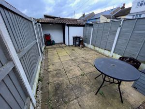 Francis Street - click for photo gallery